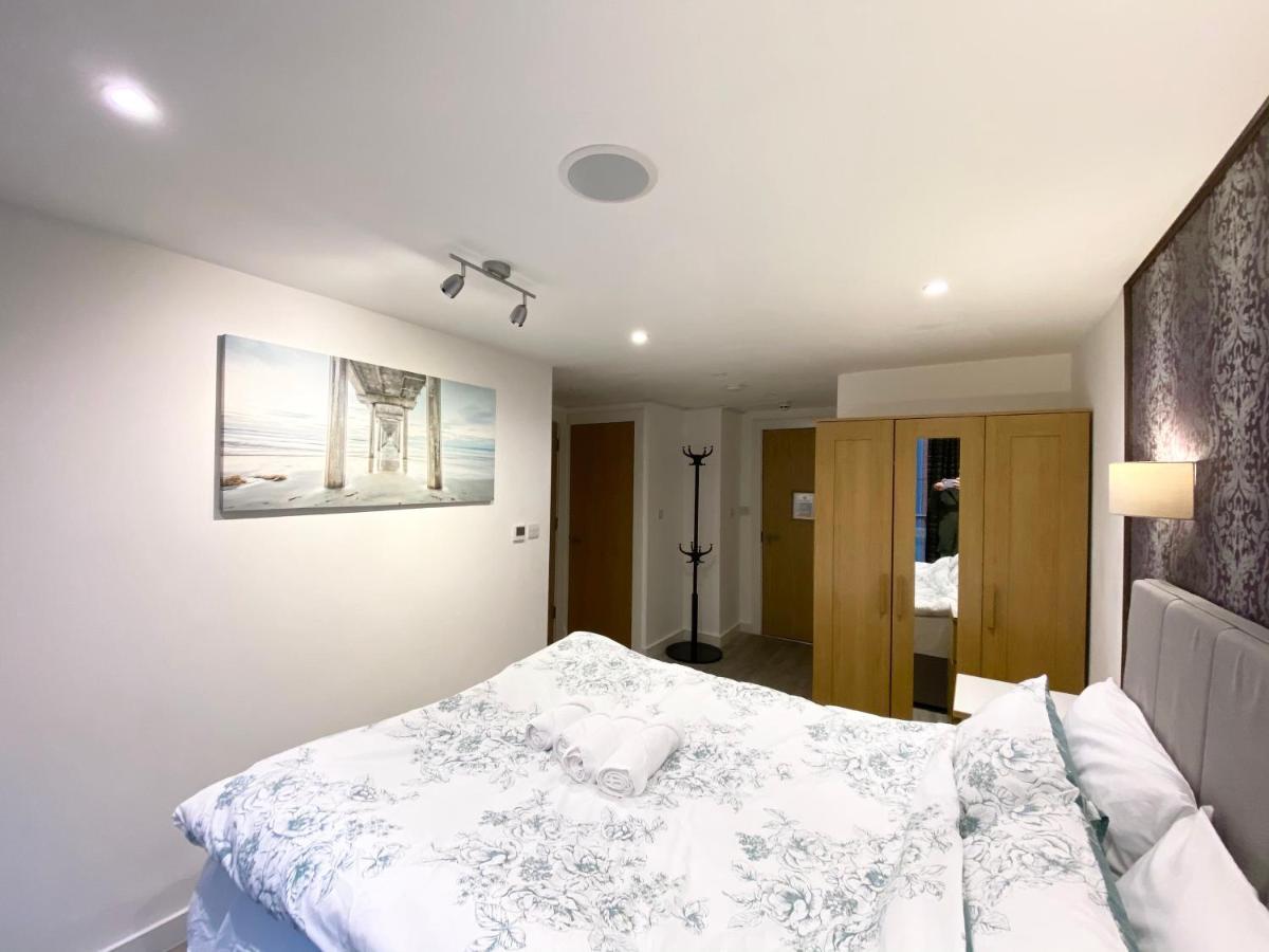 Cosy City Centre Location, Hydro Massage Showe Манчестър Екстериор снимка